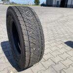  Opona ciężarowa używana napędowa 265/70R19.5 GOODYEAR KMAX D / 10-11mm