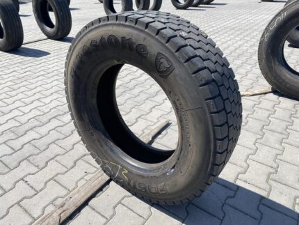 Opona ciężarowa używana napędowa 265/70R19.5 FIRESTONE FD611 / 8-10mm