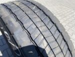 Opona ciężarowa używana napędowa 265/70R19.5 SEMPERIT RUNNER D2 / 8-9mm