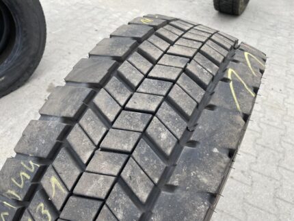 Opona używana ciężarowa napędowa 295/60R22.5 BARUM BD200 ROAD / 11-12mm