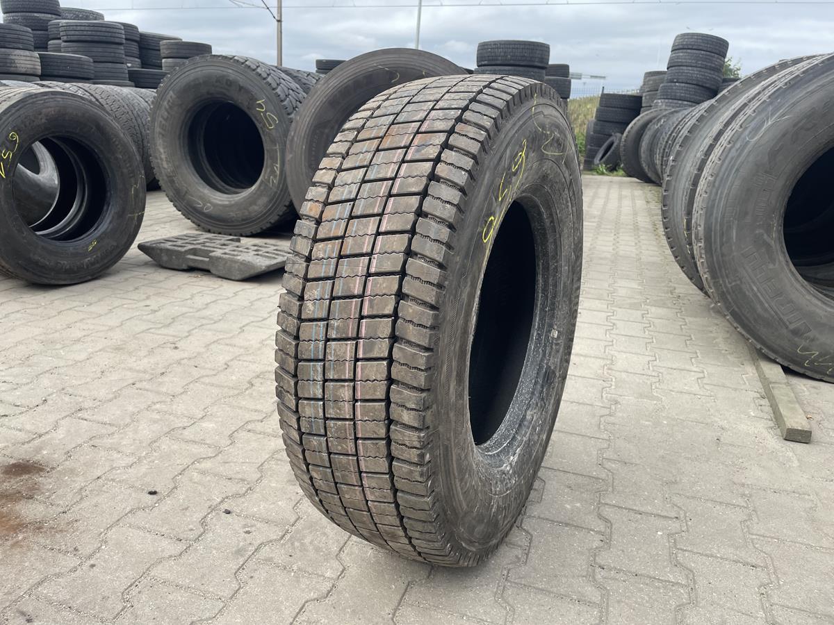 Opona używana ciężarowa napędowa 265/70R17.5 CONTINENTAL CONTI HYBRID LD3 / 16mm Opona używana ciężarowa napędowa 265/70R17.5 CONTINENTAL CONTI HYBRID LD3 / 16mm