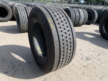  Opona używana ciężarowa przednia 385/55R22.5  GOODYEAR KMAX S GEN-2 / 11-12mm