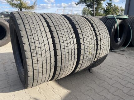  Opony używane ciężarowe napędowe 295/60R22.5 CONTINENTAL CONTI HYBRID HD3 / 9-10mm
