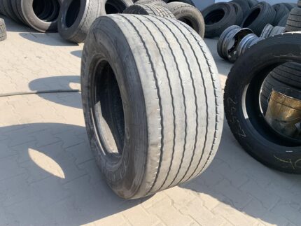  Opona używana ciężarowa do naczepy mega 435/50R19.5 SAILUN S696 / 5-7mm