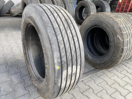  Opona ciężarowa używana prowadząca 315/60R22.5 GOODYEAR REGIONAL RHS II / 11mm