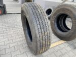 Opona ciężarowa używana napędowa 295/80R22.5 BIEŻNIKOWANA TYP XDA+N COACH / 14-15mm
