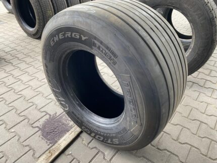 Opona ciężarowa używana naczepowa 435/50R19.5 PIRELLI ST:01 NEVERENDING ENERGY / 7-8mm