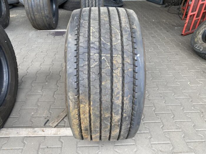 Opona ciężarowa używana naczepowa 435/50R19.5 DYNAMO MTR96 / 12mm