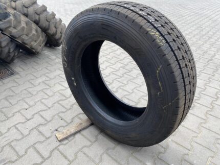 Opona ciężarowa używana prowadząca 295/60R22.5 DUNLOP SP346 / 13mm