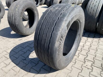  Opona używana ciężarowa do naczepy 385/55R22.5 BFGOODRICH ROUTE CONTROL T / 7-9mm