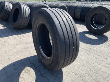  Opona używana ciężarowa do naczepy 385/55R22.5 FORMULA TRAILER 11-12mm