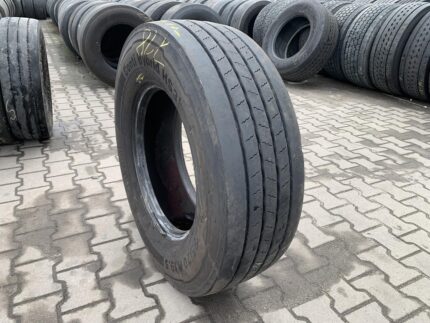  Opona używana ciężarowa 285/70R19.5  CONTINENTAL CONTI HYBRID HS3 / 9-10mm
