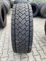 Opona ciężarowa używana napędowa 315/70R22.5 DUNLOP SP446 / 16-17mm