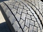 Opony ciężarowe używane napędowe 315/70R22.5 DUNLOP SP446 / 11-12mm