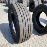  Opona ciężarowa używana prowadząca 315/70R22.5 UNIROYAL FH40 / 12mm