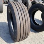  Opona ciężarowa używana prowadząca 315/70R22.5 UNIROYAL FH40 / 15mm