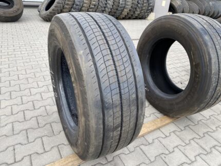  Opona ciężarowa używana przednia 385/55R22.5 PIRELLI H02 PROFUEL STEER / 10-11mm