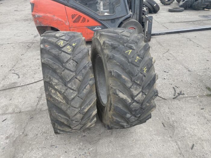 KOŁA używane przemysłowe 405/70-20 Solideal / 90% bieżnika