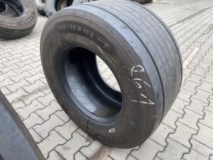 Opona ciężarowa używana naczepowa 445/45R19.5 MICHELIN X LINE ENERGY T / 9-10mm