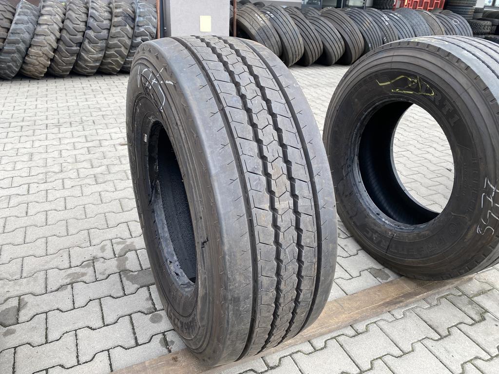 Opona ciężarowa używana naczepowa 385/65R22.5 BARUM BT300 R HL / 14mm Opona ciężarowa używana naczepowa 385/65R22.5 BARUM BT300 R HL / 14mm