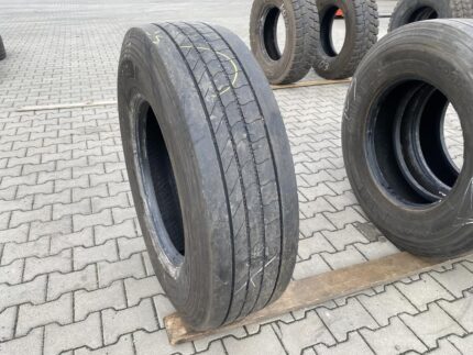  Opona ciężarowa używana prowadząca 295/80R22.5 GOODYEAR MARATHON COACH S / 6-7mm