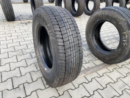 Opona ciężarowa używana napędowa 225/75R17.5 CONTINENTAL CONTI HYBRID LD3 / 100% Bieżnika