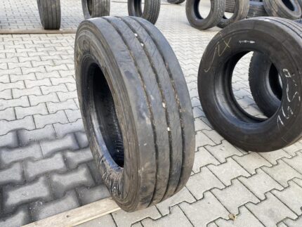  Opona ciężarowa używana naczepowa 215/75R17.5 LEAO RIDE WINGS KLT200 / 10-11mm