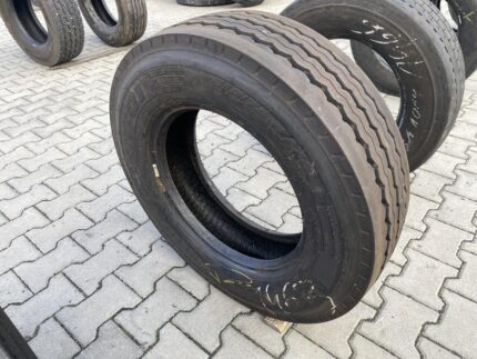 Opona ciężarowa używana naczepowa 215/75R17.5 PIRELLI ST:01 / 12mm