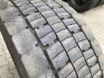 Opona ciężarowa używana napędowa 315/60R22.5 DUNLOP SP444 / 10-11mm