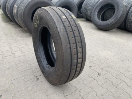  Opona używana ciężarowa przednia 265/70R17.5 DUNLOP SP346 / 7-9mm
