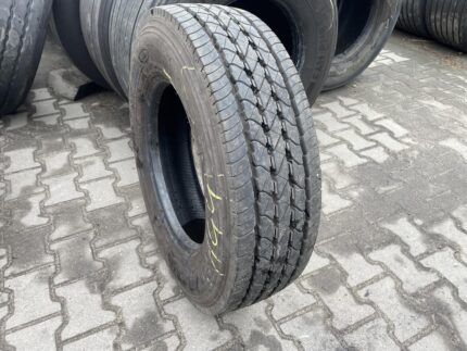 Opona ciężarowa używana prowadząca 225/75R17.5 GOODYEAR KMAX S / 13mm