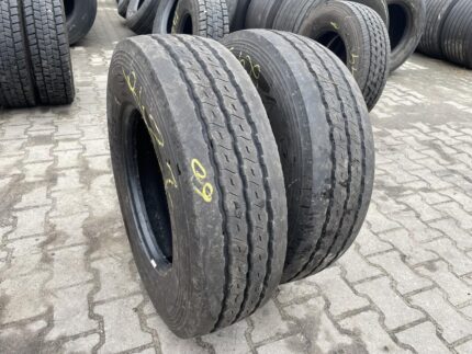  Opony używane ciężarowe naczepowe 235/75R17.5 GOODYEAR KMAX T / 9-10mm