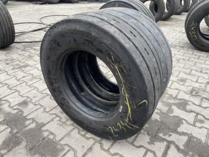 Opony używane ciężarowe naczepowe 235/75R17.5 MICHELIN X MULTI T2 EVOLUTION / 8mm