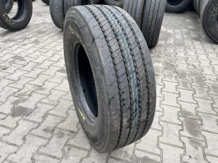  Opona używana ciężarowa przednia 245/70R17.5 CONTINENTAL CONTI HYBRID LS3 / 100% Bieżnika
