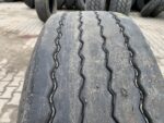 Opona używana ciężarowa naczepowa 385/65R22.5 PIRELLI ST25 PLUS / 8-9mm