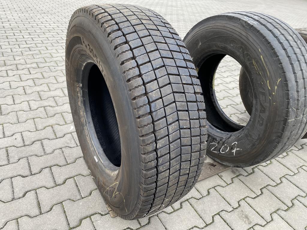 Opona ciężarowa używana napędowa 305/70R19.5 CONTINENTAL CONTI HYBRID HD3 / 17mm Opona ciężarowa używana napędowa 305/70R19.5 CONTINENTAL CONTI HYBRID HD3 / 17mm
