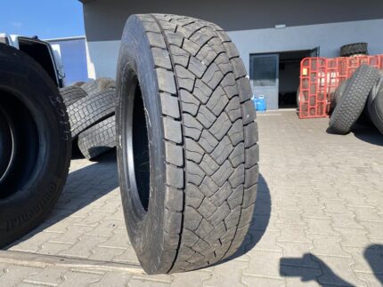  Opona ciężarowa używana napędowa 315/70R22.5 DUNLOP SP446 / 16-17mm