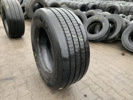  Opona używana ciężarowa przednia 385/55R22.5 MICHELIN X MULTI F / 8-9mm
