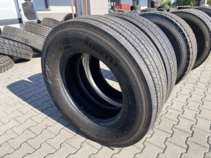 Opony ciężarowe używane prowadzące 315/70R22.5 PIRELLI R02 PROFUEL STEER / 13mm
