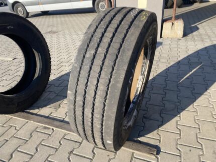  Opona ciężarowa używana prowadząca 295/60R22.5 SEMPERIT EURO-FRONT / 10mm