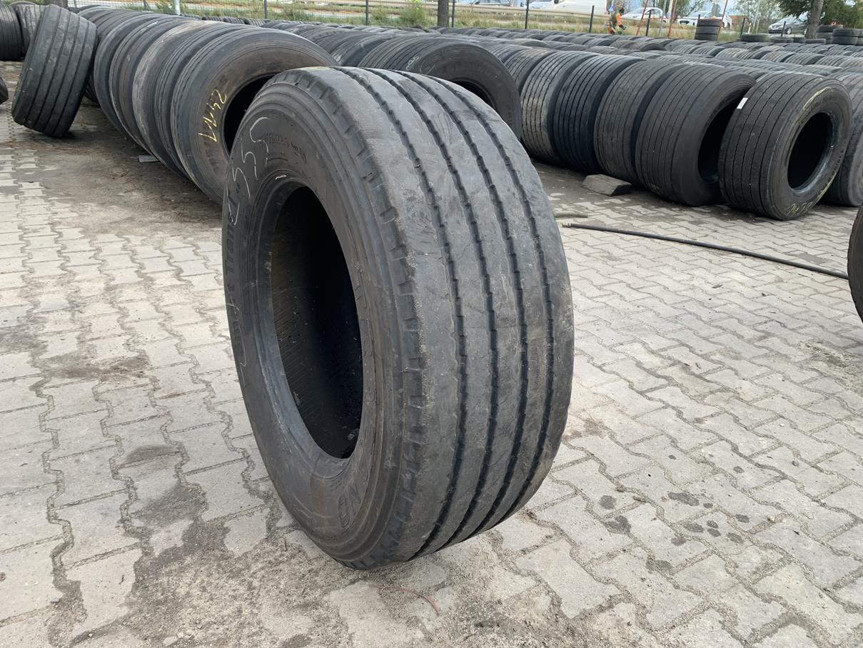 Opony ciężarowe Opona używana ciężarowa naczepowa 385/55R22.5 TRAZANO SMART TRANS T48 / 8-9mm
