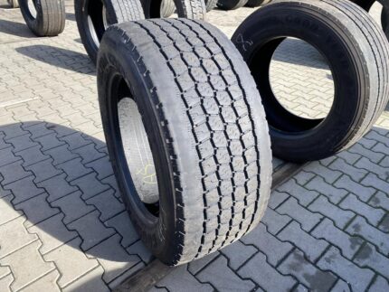  Opona ciężarowa używana prowadząca 355/50R22.5 GOODYEAR ULTRA GRIP WTS / 8-9mm