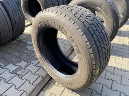Opona ciężarowa używana prowadząca 355/50R22.5 GOODYEAR ULTRA GRIP WTS / 8-9mm