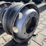  Używana Felga 19.5x6.75 ET145 do Mercedesa Atego 8 Otworów