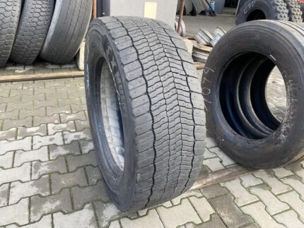  Opona ciężarowa używana napędowa 295/60R22.5 MICHELIN XMULTI D / 7-8mm