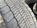 Opona ciężarowa używana napędowa 295/60R22.5 MICHELIN XMULTI D / 7-8mm