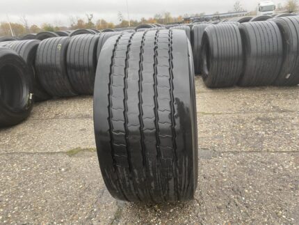 Opona ciężarowa używana naczepowa 435/50R19.5 HANKOOK SMART FLEX TH31 / 11-12mm