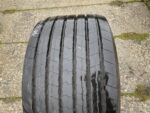 Opona ciężarowa używana naczepowa 445/45R19.5 GOODYEAR KMAX T GEN-2 / 11-12mm