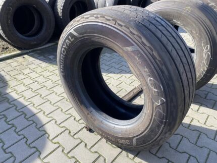 Opona ciężarowa używana naczepowa 385/55R22.5 UNIROYAL TH50 / 11mm