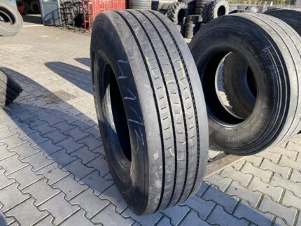  Opona ciężarowa używana prowadząca 315/80R22.5 CONTINENTAL CONTI COACH HA3 / 10-11mm